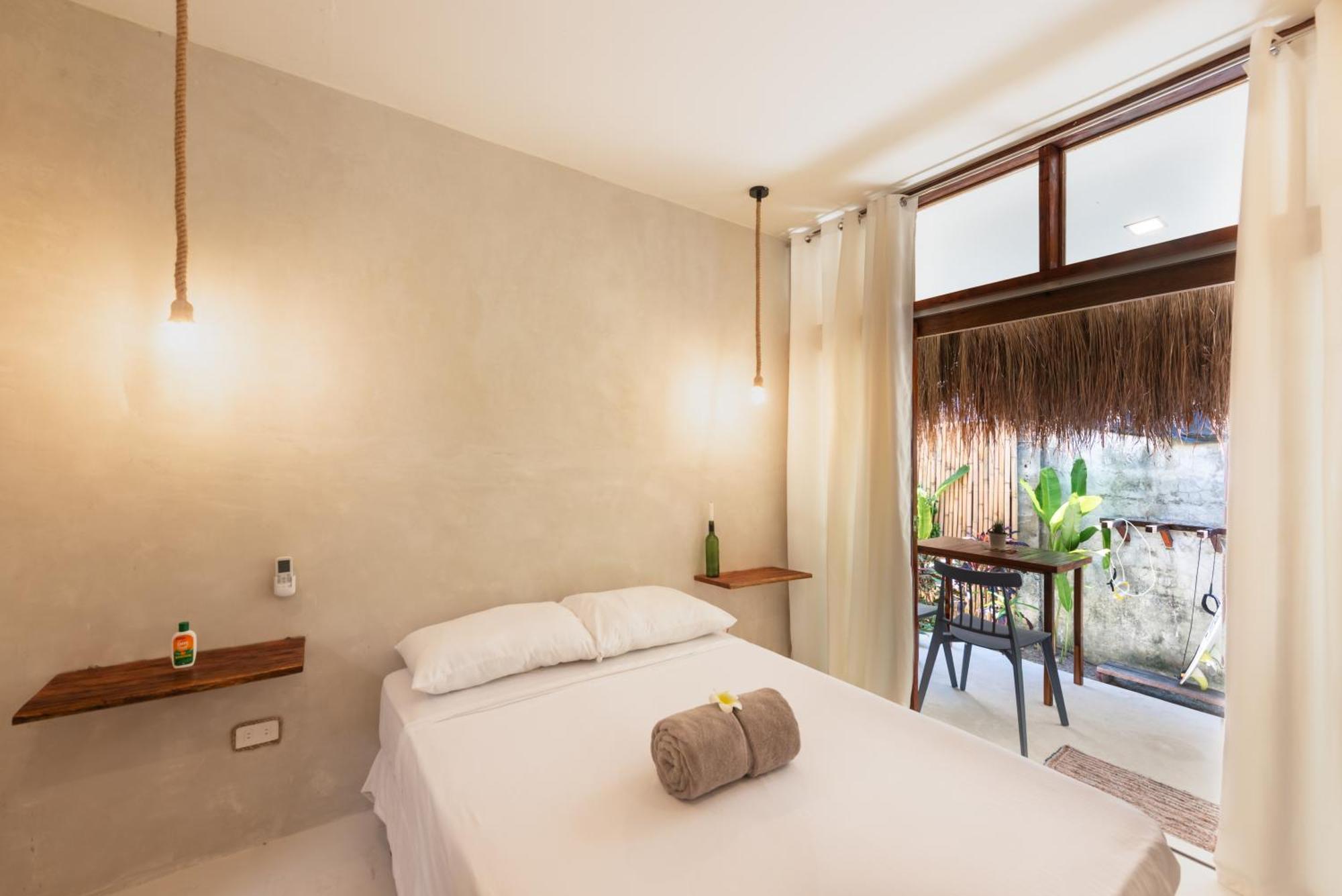 Gratitude Inn General Luna  Luaran gambar